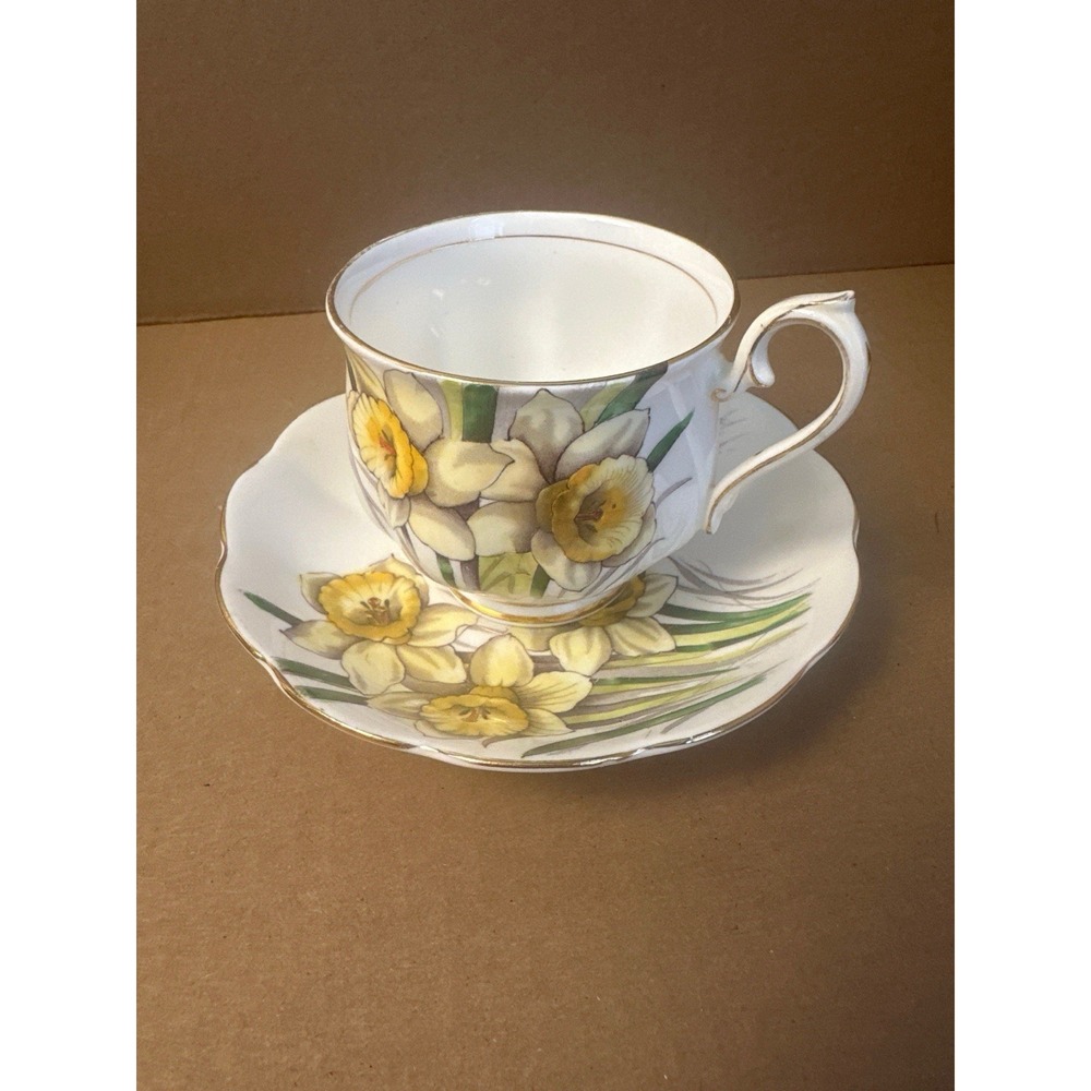 Royal Albert Bone China Daffodil No 3 Teacup Saucer Set March